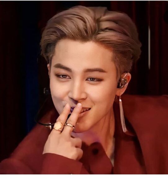 gen_nour's tweet photo. Damn it Jimin ain’t playing around out here🔥🔥@BTS_twt #BTS #BTSxBBMAs #JIMIN #JIKOOK https://t.co/FFRszuUwco