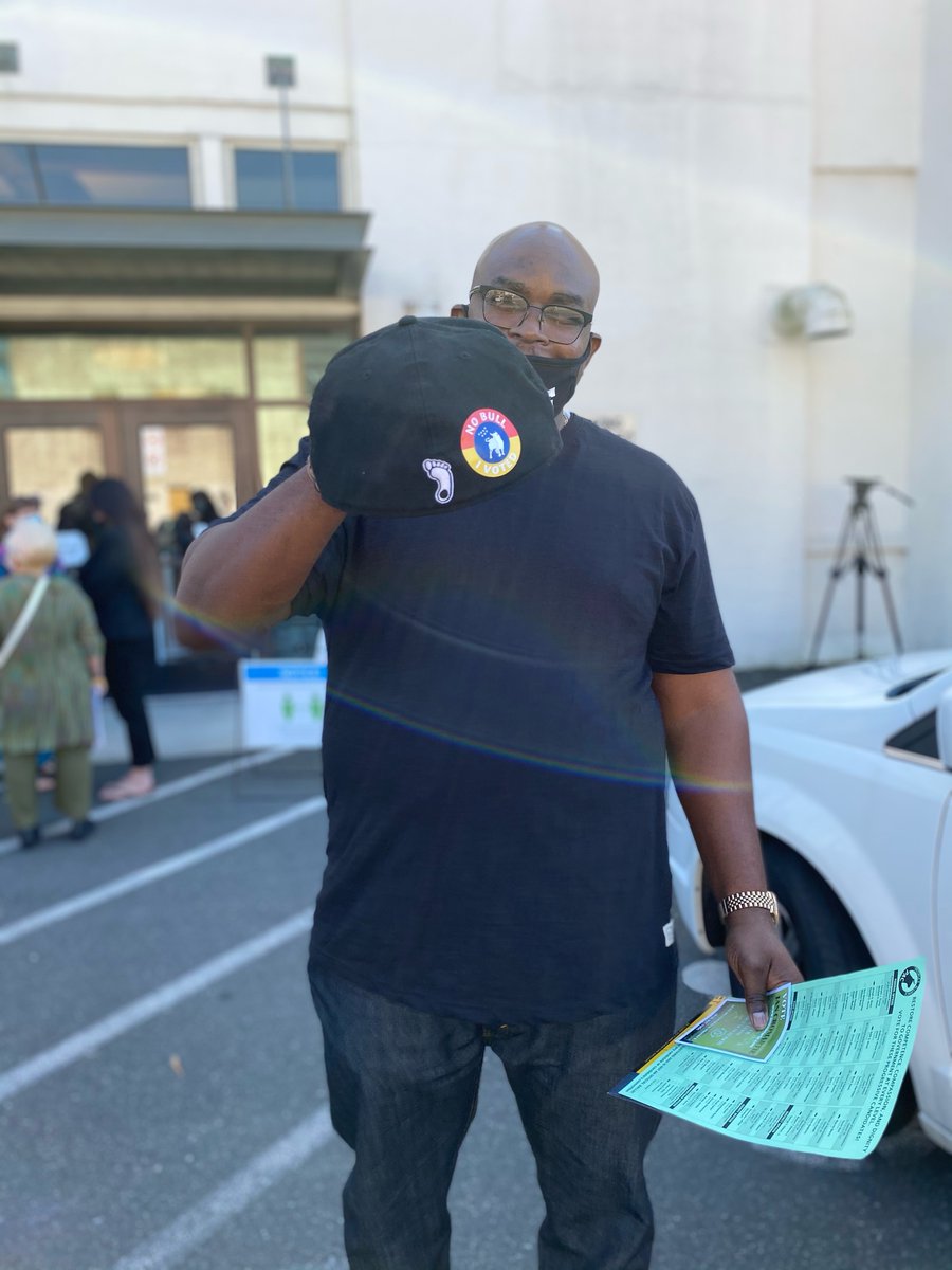 Forward_Justice's tweet photo. Dontae Sharpe, Forward Justice R.I.S.E Fellow, just cast his ballot for the first time ever, after serving 26 years in prison for a crime he didn’t commit. Today is the first day of Early Voting in NC and he wants everyone to get out and vote with him! #WeWillNC #ProtectOurVoteNC https://t.co/2KkQpecvNZ