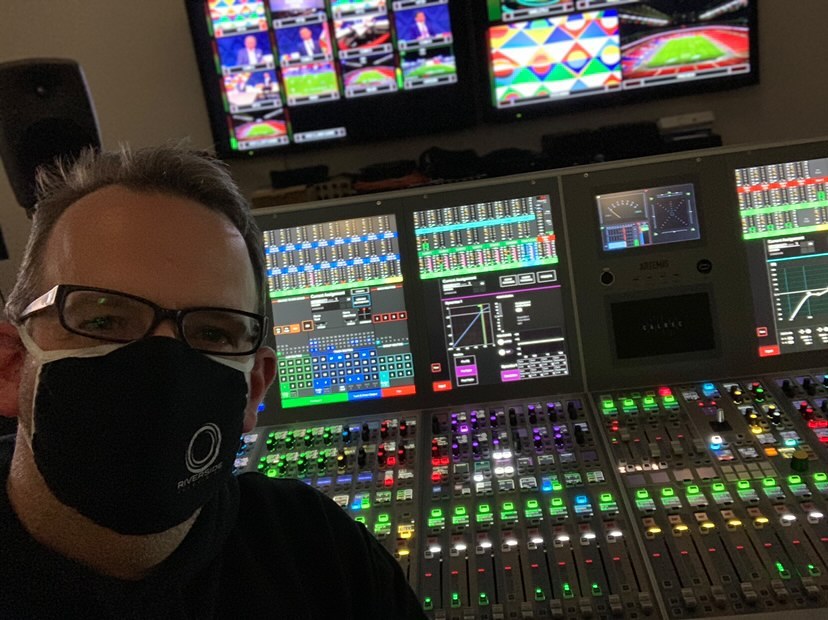 calrecaudio's tweet photo. Here’s Andy Knightley, Freelance #SoundSupervisor for @VirginMediaIE mixing this week’s Germany v Switzerland @EURO2020 game on a #Calrec Artemis.
Andy is glad to be back, mixing in Studio 2. Please join us in welcoming @Aknightley #BackToBroadcast! https://t.co/29PYKtLikH