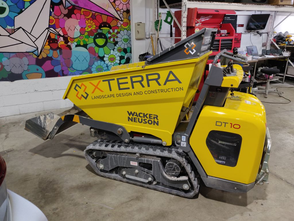 Wrap_iD's tweet photo. XTERRA decals on this mini bulldozer! 

#decals #avery #design #designerwraps #digitalprint #3M #wrap #wraps #car #carwraps #vehiclewrap #wrapid #wrap_id #vinyl #vinylwrap #stickers #markham #gta #toronto https://t.co/XQ3Ktqy2Cg
