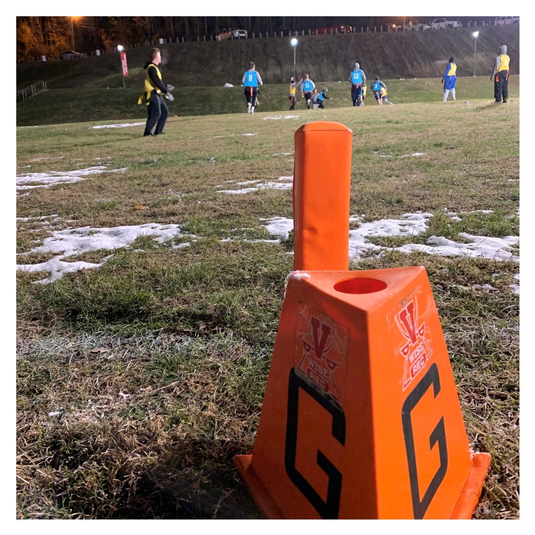 uvawstudentrec's tweet photo. FLAG FOOTBALL// 

Register your 5v5 team before October 22! https://t.co/wqrFdRb2bN