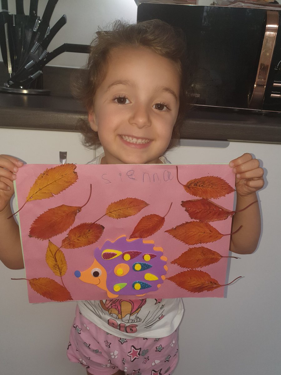Sienna has been practicing spelling her name today and creating her own hedgehog from leaves in our back garden <a href="/WhittleRBL/">Mrs Gill</a> #homeschooling 🦔🍂🍃