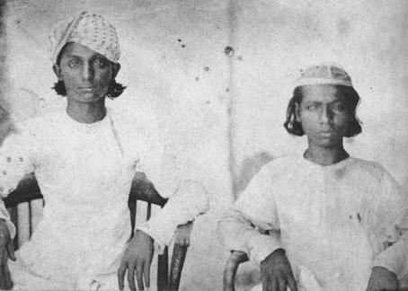 PatrioticMonk's tweet photo. #TrashTwitter
Real face of puncharwalas on the right https://t.co/lqTT1TipyO