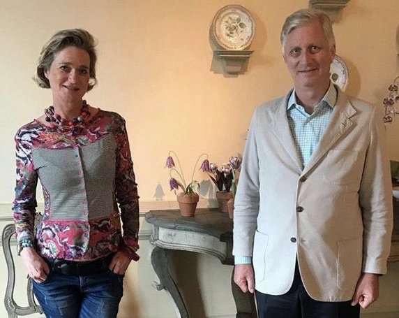 eenonmens's tweet photo. Wanneer je ouders thuiskomen na het oudercontact en eerst vragen "Wat denk je er zelf van?": https://t.co/9SluK8S7Go