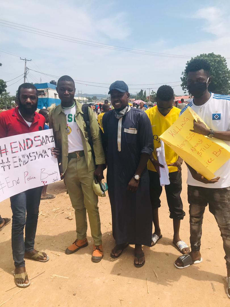 mondayolu307's tweet photo. #EndSWATNow
#EnSARS
#EndPoliceBrutalityNigeria
PEACEFUL WALK PROTEST
#ADAMAWAPROTEST
@feminist_co @kikimordi @Yola_Twitta @EmmeEmmaGwanah @abdul_bapullo @legitngnews @SaharaReporters
THANK YOU @FRSCNigeria for being with the #Protesters
@PoliceNG #EndPoliceBrutality https://t.co/7bfVHm673f