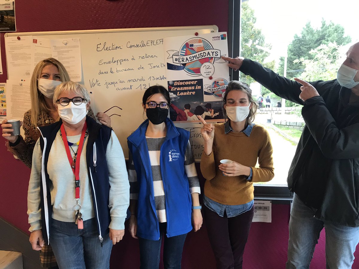 MdEuropeNimes's tweet photo. Les #ErasmusDays en Lozère au #Legta a St Chely d’Apcher avec les jeunes en formation élevage et des volontaires européens @EUsolidarityCor @VegaJuana4 @DptLozere48 https://t.co/kQb3xB8QoP