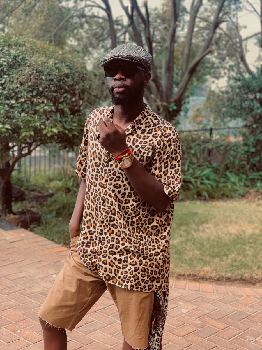 rabbyeleka01's tweet photo. 🤴🦅 https://t.co/plLRcu4BQJ 

#warriors⚔️🏹 #diaspora #Johannesburg #johnvuligatechallenge https://t.co/Lh2xSvZf7N