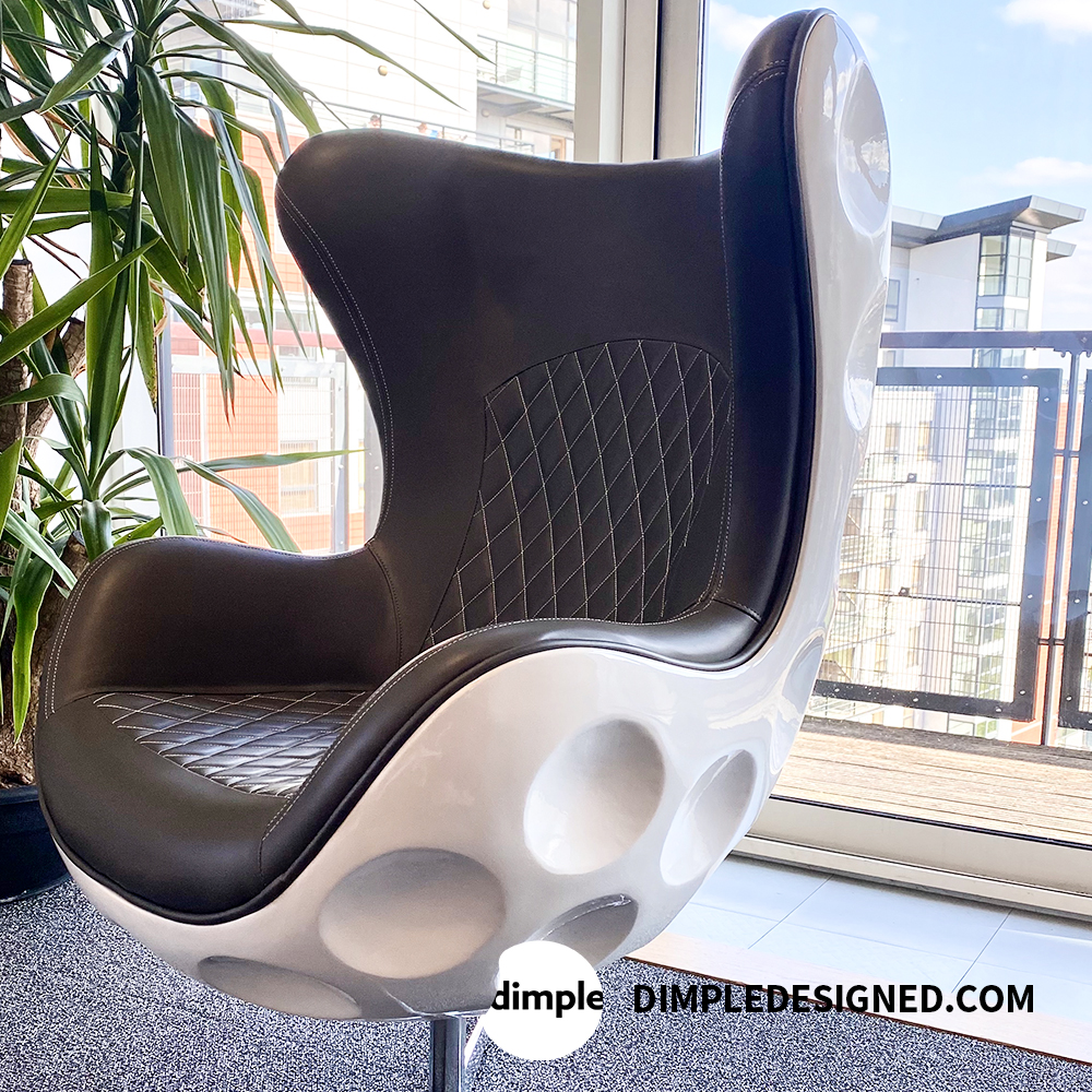 dimple_designed's tweet photo. A must have in any golfer's home! Don't you agree ... #dimple #chair #dimplechair #dimpledesign #golf #golfball #lovegolf #golflifestyle #golfaccessories #golfleisure #interiors https://t.co/zy0M8mrmM6