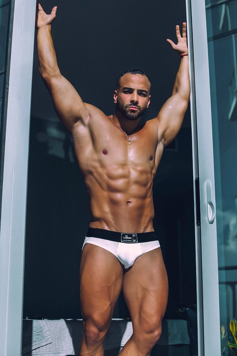 RentMasseur's tweet photo. #PicSet: #Masseur 'Michael_V' #Profile >>> https://t.co/WEGt63IZ6C in #Manhattan, NY!
"You can expect to feel refreshed and rejuvenated after every session. I will make an effort to be in touch with your body, mind, and consciousness and hope to pass on these good vibes to you!" https://t.co/gV9hFPN3Ta