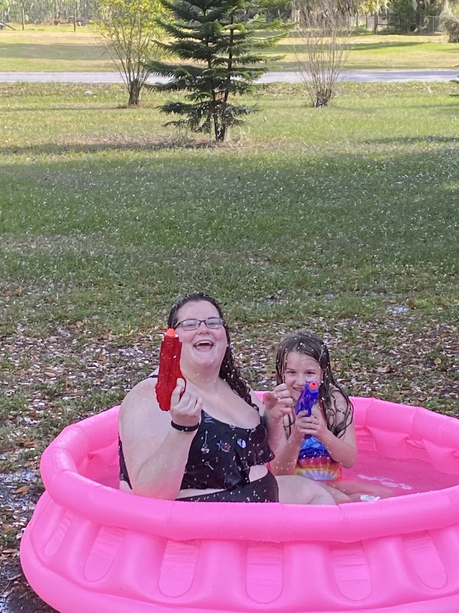 Dawn_Approaches's tweet photo. Just thought Iβd share this here as well, along with a photo of me in a kiddie pool with a two piece bathing suit on about 6 months ago. Thereβs nothing wrong with loving yourself and showing your skin. #effyourbeautystandards #showsomeskin #size24 #Loveyourself https://t.co/GzxEfBRQSt