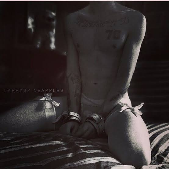 ⠀
⠀ ⠀     
       🖤🖤🖤

⠀⠀⠀⠀⠀⠀   ⠀