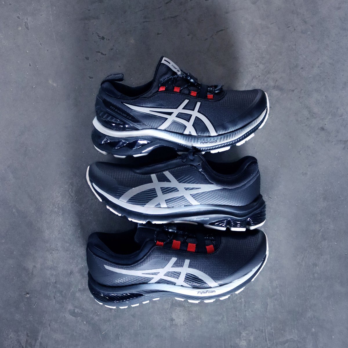 Start_Fitness's tweet image. Providing comfort and support this winter with the NEW Asics Winterized Collection 👟
bit.ly/Asics_Winteriz…

With an updated water-resistant upper and added reflectivity for those wet low light conditions! Perfect for those winter runs! 🍂

#asics #winterized #running