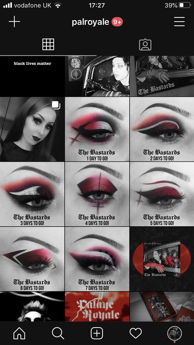 palroyale's tweet photo. Still so happy with how all these @PalayeRoyale inspired looks turned out ❤️ Can’t believe it’s been nearly 5 months since The Bastards came out! One of my favourite albums of all time 🖤 #palayeroyale #sotrc https://t.co/7DBRPgYC1T