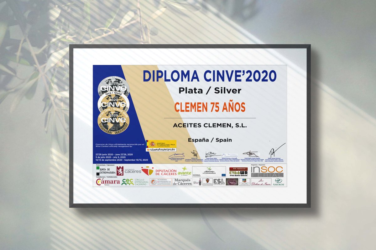 El concurso internacional Cinve nos ha otorgado este diploma por la calidad de nuestro AOVE 🎗

¡Es un placer compartir esta gran noticia con todos vosotros! 🤩👏🏽

#aceitesclemen #aceites #aceitedeoliva #virgenextra #calidad  #ediciónespecial #75años  #aove  #puebladesanchoperez