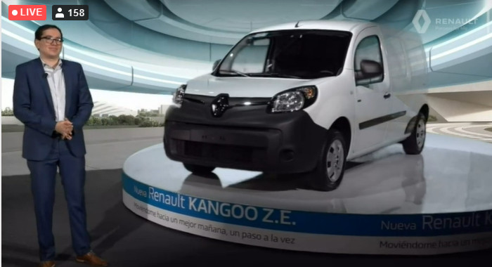 AutosMemoLira's tweet photo. Estamos en la presentación de Kangoo Z.E. el primer furgón eléctrico en México. Posee una autonomía de 200 kilómetros. @RenaultMX #RenaultZE #ZEisNow #KangooZE https://t.co/Rc1IQT1PiS