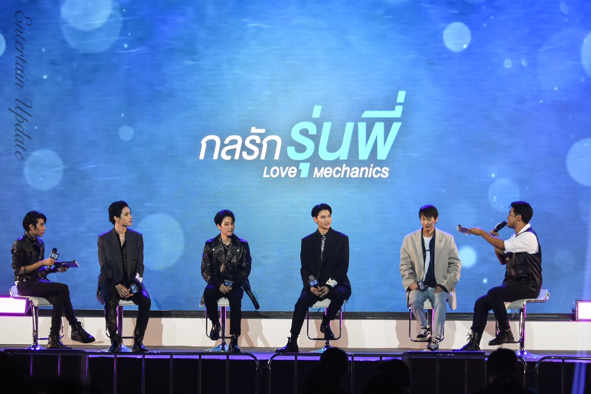 Entup2date's tweet photo. รุกกี้ไทยแลนด์ ขนทัพนักแสดงเปิดผลงานปี 2021 1 เพลง 4 รายการ 7 พิธีกร 1 ซีรี่ย์ยาว งานนี้แฟนๆฟินแน่นอน #RookieNextFuture2021 #กลรักรุ่นพี่ #ไม่พร้อมไปต่อ #บินว่อนกับบอนซ์วิน #anotherstory #Talktalent #WXY #EntUpdate https://t.co/iqP9xJADje