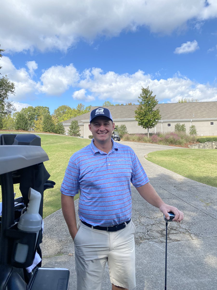 JCurl1031's tweet photo. Big fella @seppstraka getting the hat game ready for Saturday night.. #Mailman @GeorgiaFootball @AlabamaFTBL @greystonegcc https://t.co/ZYWRSZqRhy