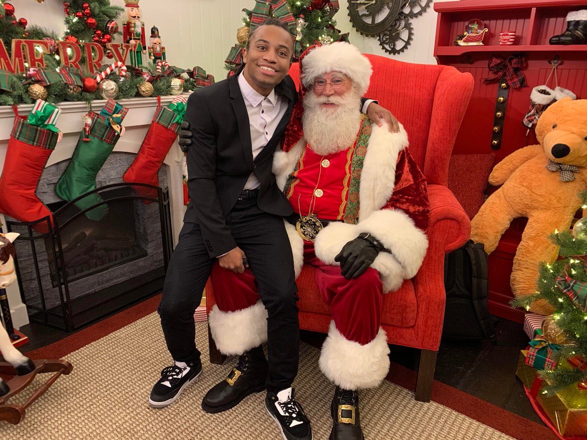 RedSledSanta's tweet photo. Bringing joy and creating magical moments with families everywhere. Red Sled Santa is here to help create beautiful memories for you and your family.
For more info visit-
https://t.co/dcpwXDLBp1
#redsledsanta #santaphoto #santaphotoshoot #santaphotosession #santausa #christmas https://t.co/3F3Ugn0S48