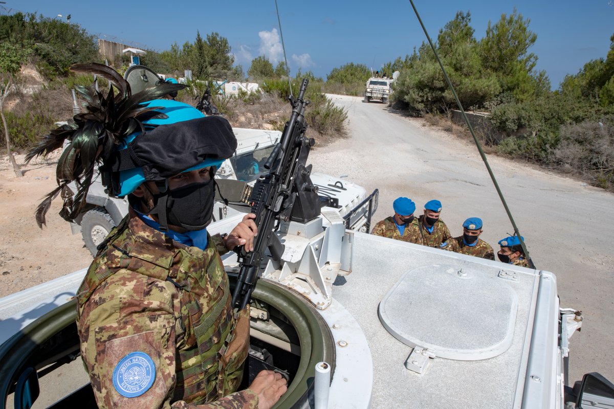 SM_Difesa's tweet photo. #15ottobre
Tra le attività operative attualmente svolte dal contingente italiano di #UNIFIL_ vi è la realizzazione di check points necessari a garantire la sicurezza nel Sud del Libano e il rispetto della Ris. 1701 @UN
#ForzeArmate 🇮🇹
#UnaForzaperilPaese
https://t.co/ti9yo6MDSX https://t.co/Qq18VWpiFx