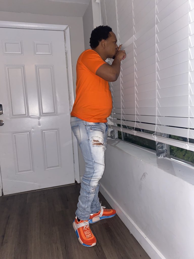 LotteryZoe1's tweet photo. You looking crazy know the trenches raised me ๐ฟ #LLMK #LLLZ #LLFP https://t.co/V5fKixaUv9