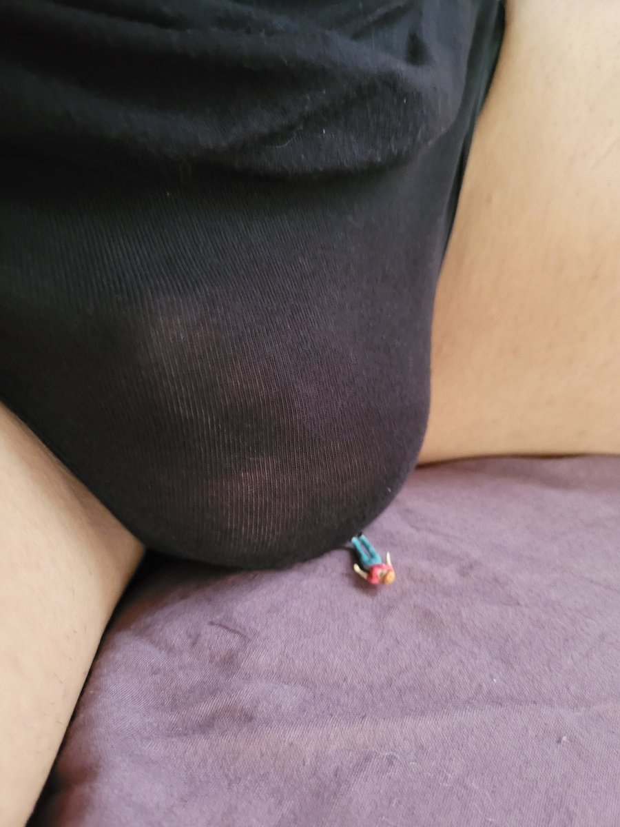 MaeMerciless's tweet photo. Ready down there, sweetie? All comfy? Good~ threetwooneSMOOSH! 🥰

#giantess #shrunkenwoman #SizeTwitter #bulge #gentlegiantess https://t.co/otHpoPHP3V
