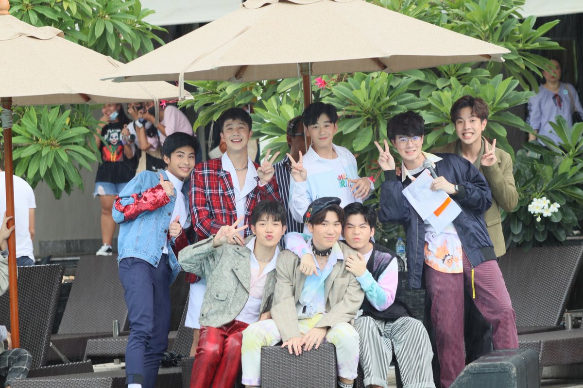 c_patchap's tweet photo. คิดถึงเด็กๆ
#1DAYproject
#1DAYSHOWDAY1 https://t.co/8fNv2U8rem