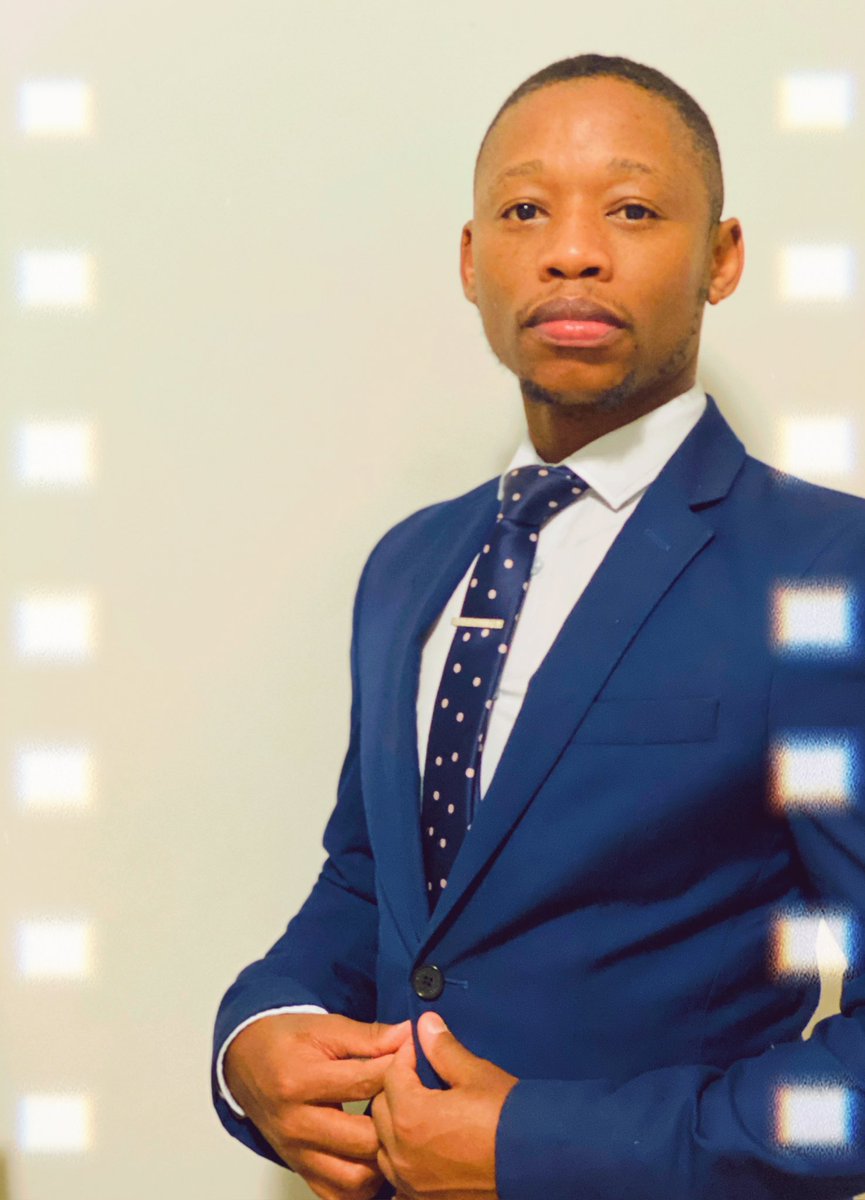 Introducing South Africa’s newly appointed Professor of Accounting Sciences and youngest PhD holder in his discipline. #ProfBae 😋🥰