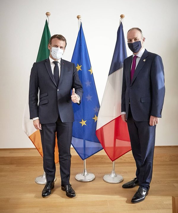 Warm and engaging meeting with @EmmanuelMacron this afternoon. We talked about the ongoing #Brexit negotiations as well as the latest #COVIDー19 developments in our two countries 🇮🇪🇫🇷 https://t.co/JKMqgU1bwR