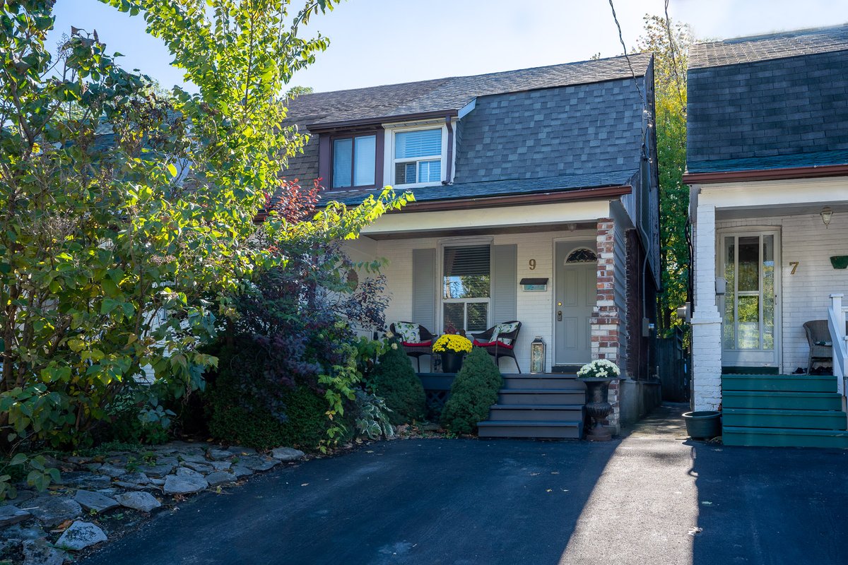 irismovesyou's tweet photo. Upper Beach Gem-9 Winston Ave, 2+1 bdrm, fab location, gr8 for entertaining, open concept, main fl office, amazing outdoor space https://t.co/mbRSVN5PYF https://t.co/UOiSdV7VO7