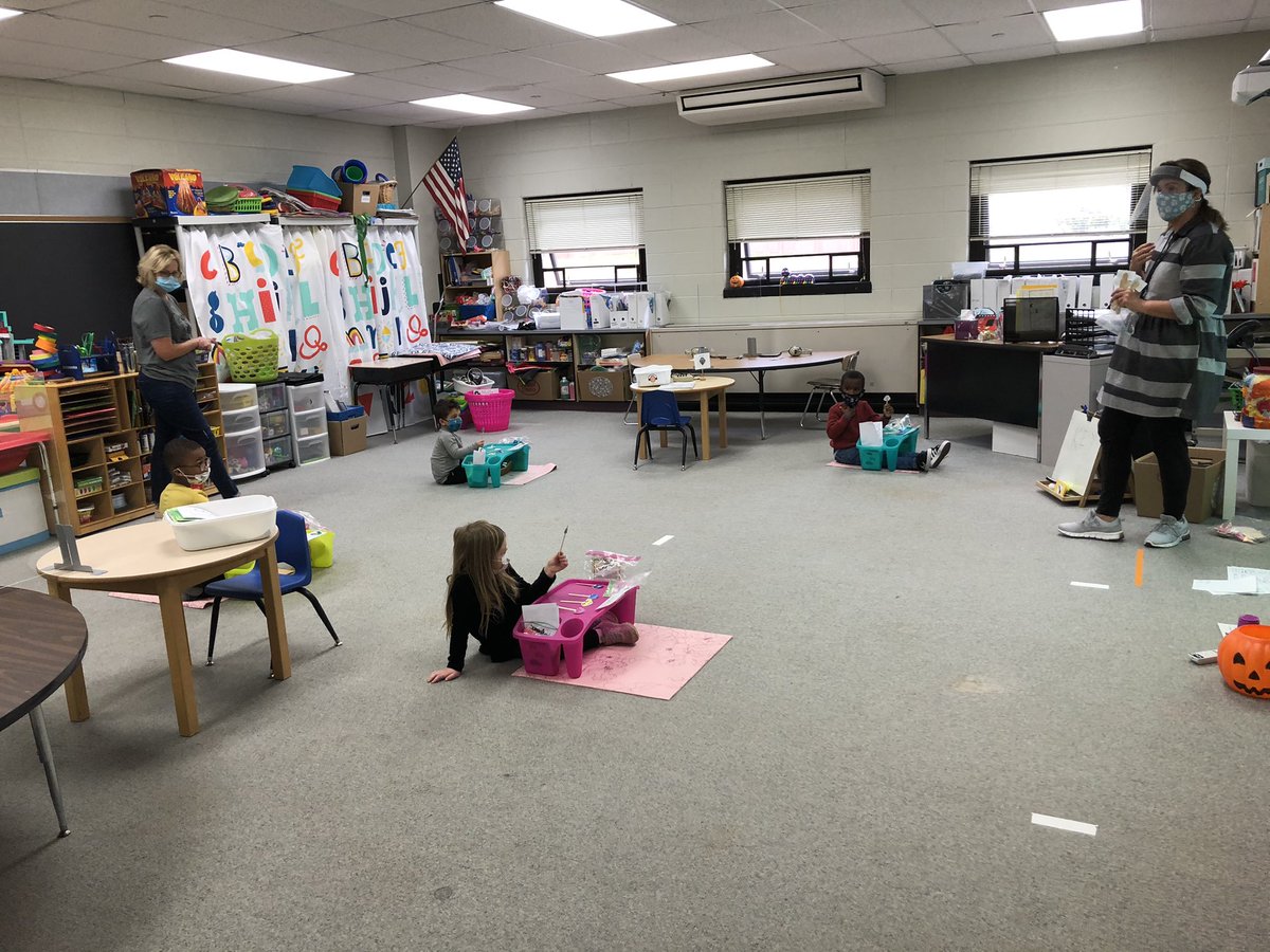 Laura Rosenblum tweet media