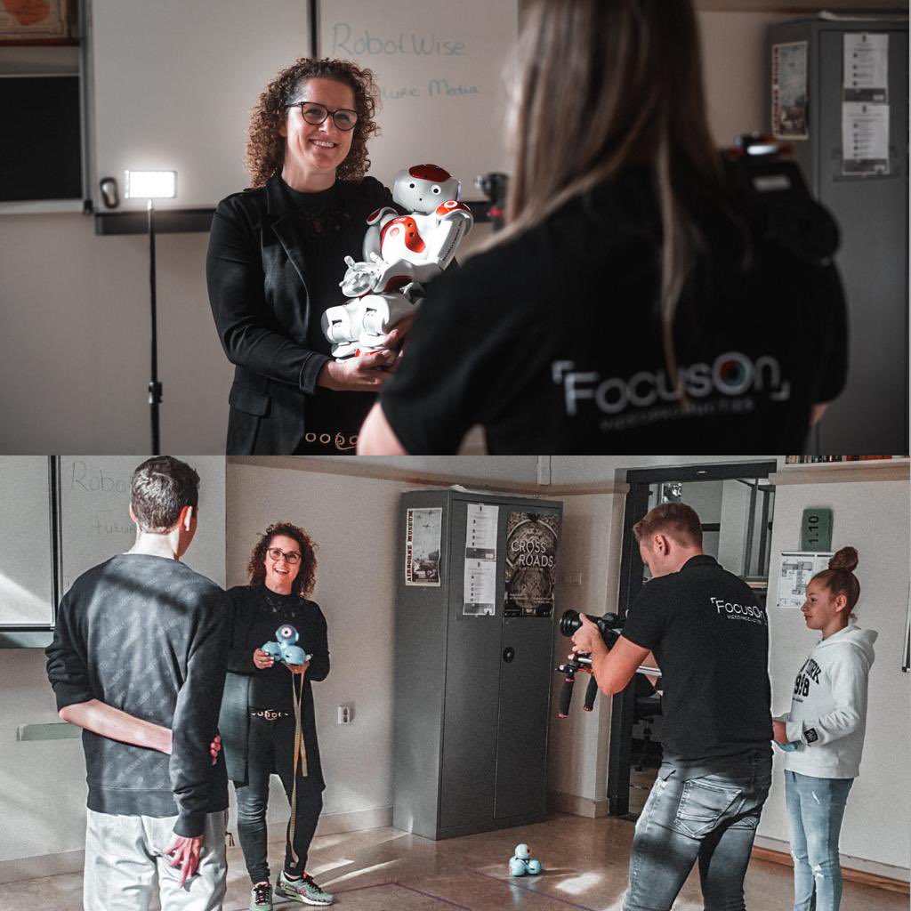RobotWise_Edu's tweet photo. Gemeente Amstelveen heeft #RobotWise samen met andere ondernemers uitgenodigd om een portret te maken van het ‘Ondernemerslandschap in Amstelveen’. Was een super leuke middag samen met FocusOn Videoproducties👌🏽 Wordt vervolgd....
@Gem_Amstelveen #startup #ondernemervanhetjaar https://t.co/LBdDSetCbx