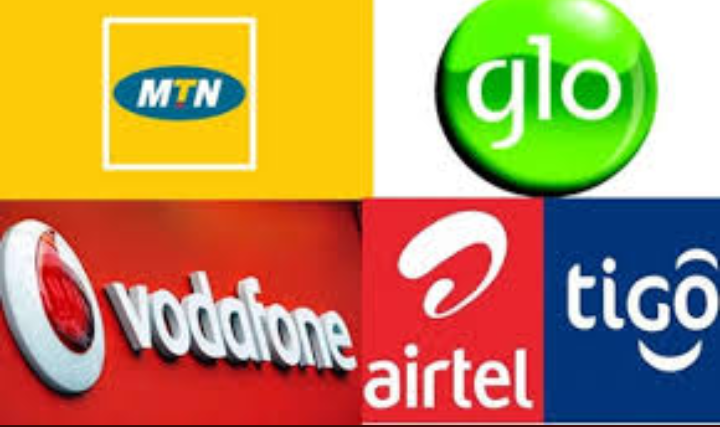 stephano_degrt's tweet photo. We live in a country where Data is expensive but the BIG MEN/WOMEN are quite and the ordinary citizen is suffering.
Our Data is Expensive
@MTNGhana 
@airteltigoghana 
@VodafoneGhana 
@gloghana 
@AtiewinML 

#SaveOurData
#DataIsExpensive
#DataMustFall https://t.co/qaOlGW4IcV