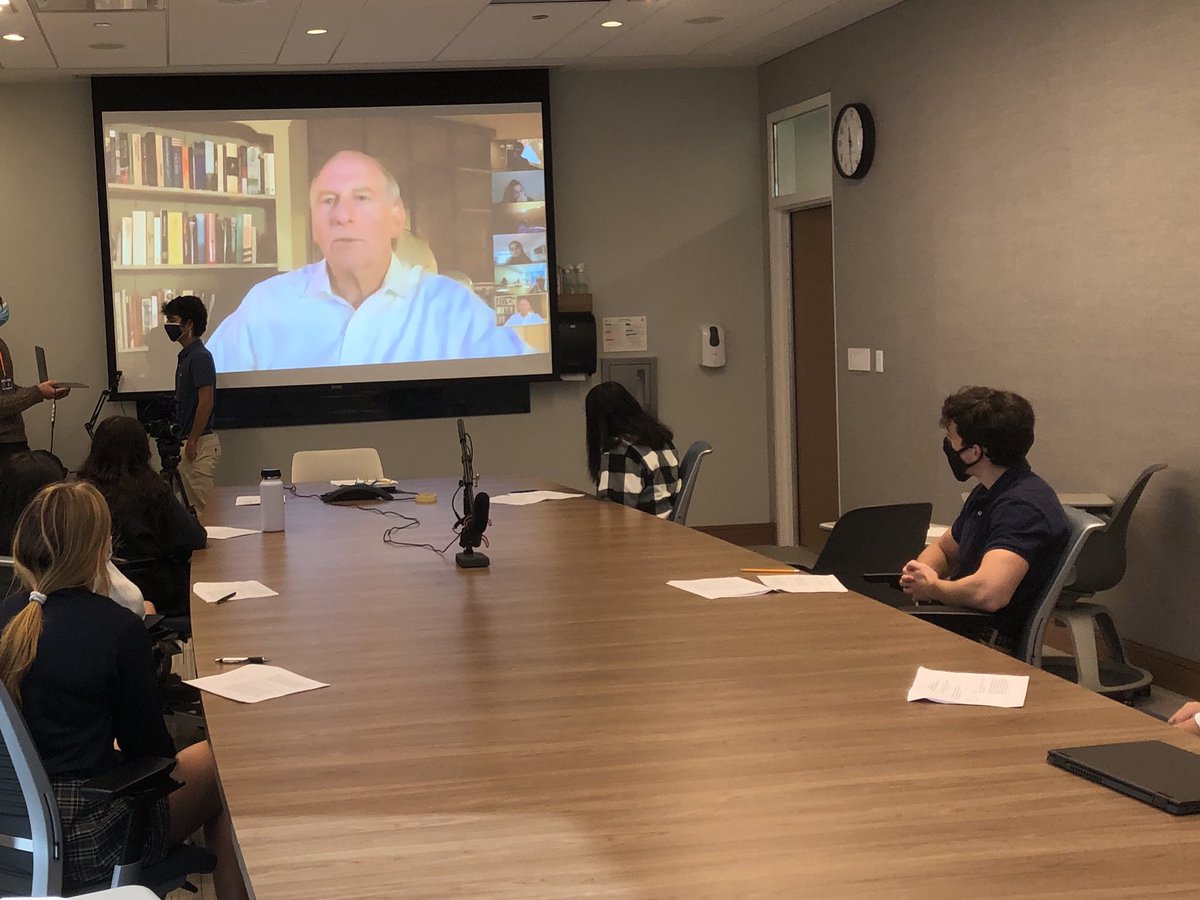 LisaVardi's tweet photo. Thank you ⁦@RichardHaass⁩ ⁦@CFR_org⁩  for sharing your time and wisdom with  ⁦@BullisSchool⁩ #APCGP students both learning virtually and ⁦@school ⁦@AISGWtweets⁩ ⁦@aimsmddc⁩ https://t.co/pdsoVAhQma