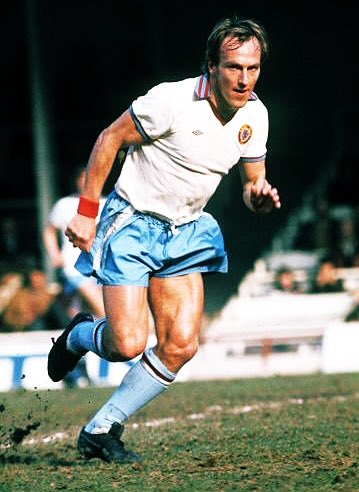 robertmdaws's tweet photo. #RayGraydon @AVFCOfficial #AVFC https://t.co/RwLLyqmZuF