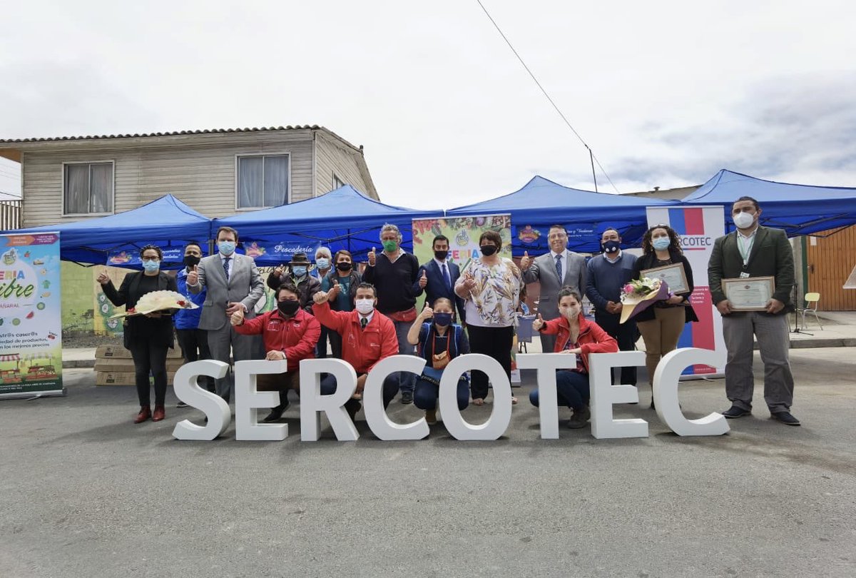 SercotecAtacama's tweet photo. ⭐ Hoy nuestra directora @BassiBravo , en compañía del @GChanaral, @AtacamaEconomia y autoridades regionales, hicieron la entrega de activos a la feria libre de Chañaral, los cuales irán en directo beneficio de los 101 socios. Exito para todos. https://t.co/OAqSMlDdQv