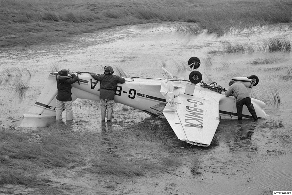 33 years ago tonight, the Great Storm of 1987 hit the UK. The greatest damage was felt in SE England where gusts exceeded 80mph for around 3-4 hours. The highest UK gust was 115mph at Shoreham in Sussex. Here are some memories of it from 3 years ago bbc.in/3nSj2IM