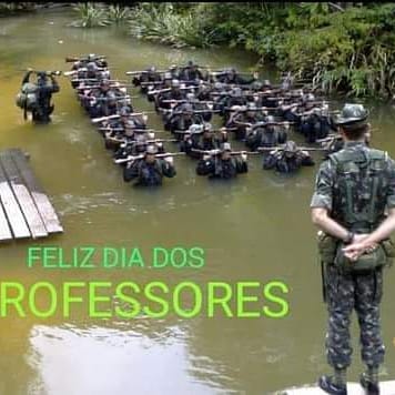 indiodames's tweet image. Parabens para todos os professsores