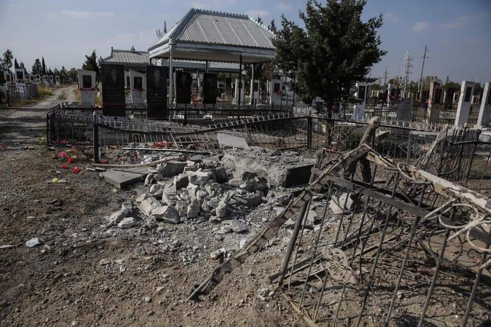 The graveyard in #Tartar during funeral ceremony was targeted ,4 civilians were killed ,3 seriously injured. Another barbarism from Armenia.

#TartarCity
#StopArmenianAggression 
#KarabakhisAzerbaijan 
#StopArmenianOccupation