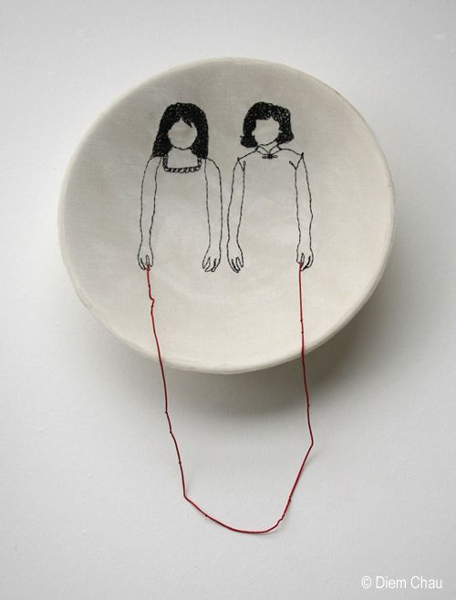 womensart1's tweet photo. Artist of Vietnamese heritage based in the US, Diem Chau combines common mediums in her art #womensart https://t.co/7LyA0pPgSN