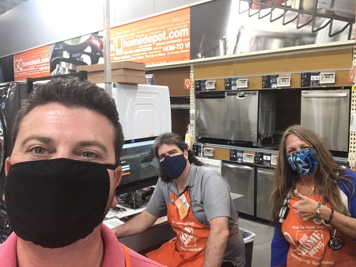 Ron Serpaio tweet media