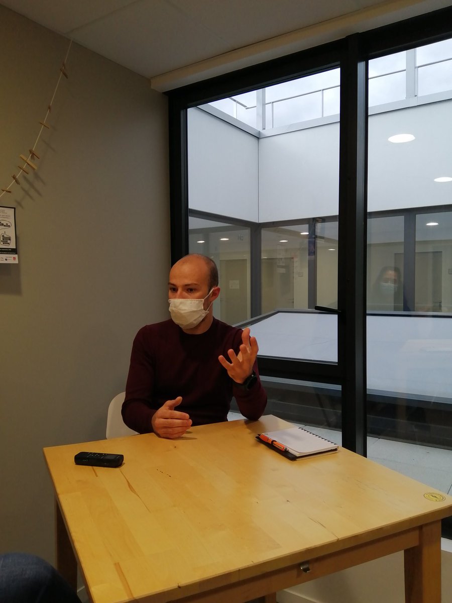 bdedroit's tweet photo. LIGHTS ON 💡

Présents ce soir à l'Aper'oZer après avoir rencontré Guillaume, un étudiant-entrepreneur, pour le questionner sur son engagement.🎥 #StayTuned

RDV sur insta à 20h pour la suite de Quizz'UP ✅ https://t.co/cv070WpeRE