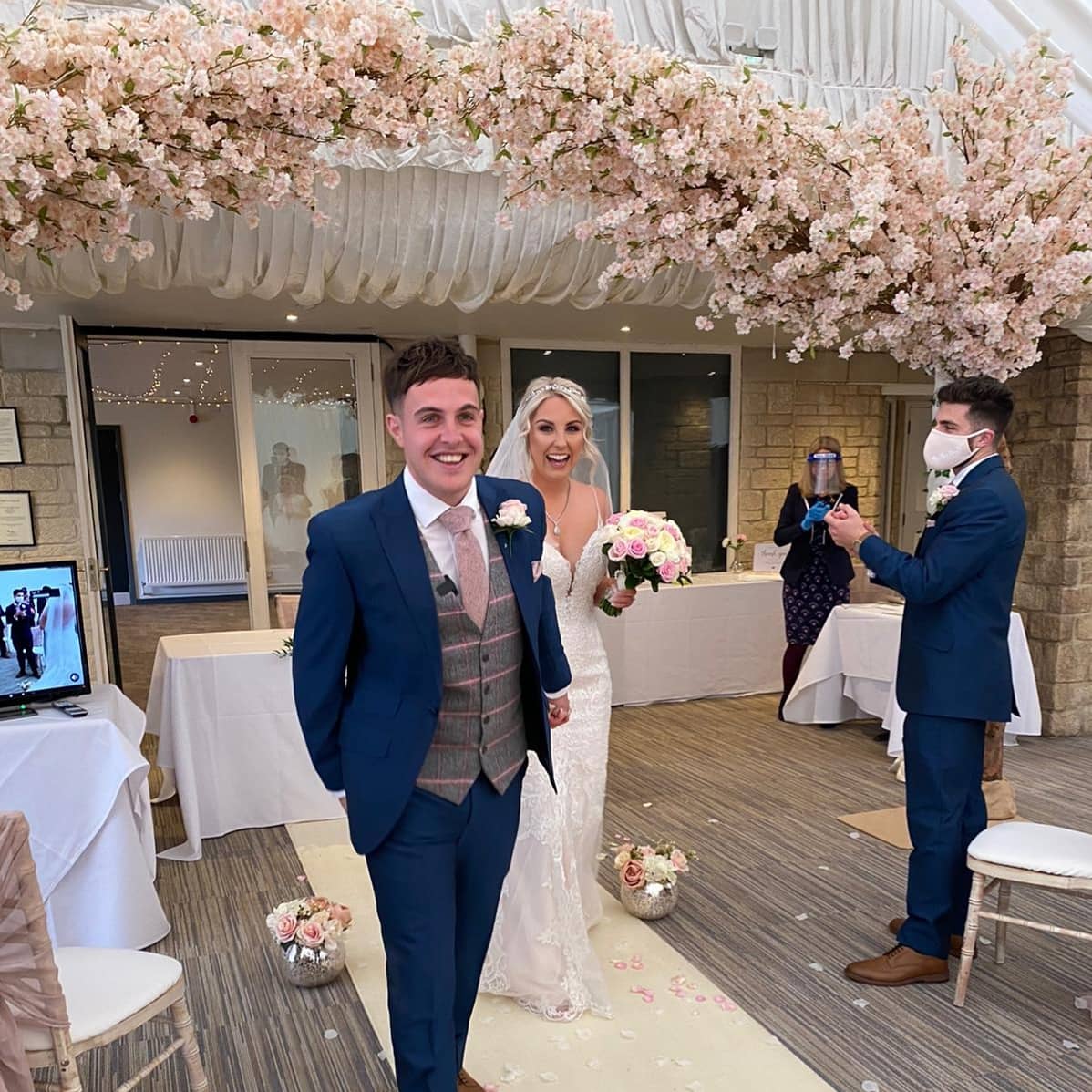 "The trees were magical...". We adore hearing this! Our blossom canopy trees are a lovely statement! Thank you for your kind words, Natasha - you both look so happy and in love 😍