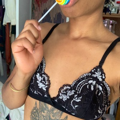 #NewProfilePic finally https://t.co/47IrcAYVcJ<a href="/tag/newprofilepic"class="tags">#NewProfilePic</a>