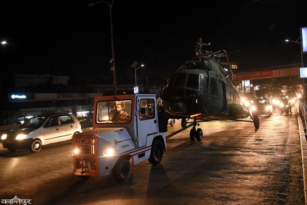 AngadDhakal's tweet photo. Decommissioned MI17 helicopter towing to kharipati. 
#mi17 #helicopter #choper #towed #nepalarmy #nepal #kathmandu #night #aranikohighway #iamnikon #nikond750 #photojournalist #pj #pjclub #coronatime https://t.co/fyxM4mxdf5