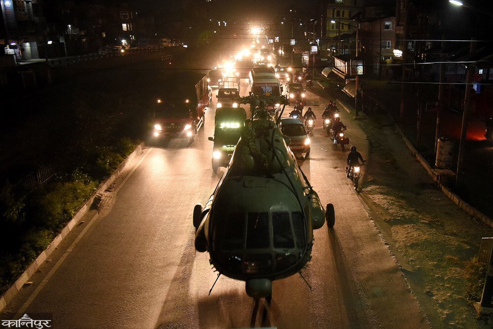 AngadDhakal's tweet photo. Decommissioned MI17 helicopter towing to kharipati. 
#mi17 #helicopter #choper #towed #nepalarmy #nepal #kathmandu #night #aranikohighway #iamnikon #nikond750 #photojournalist #pj #pjclub #coronatime https://t.co/fyxM4mxdf5