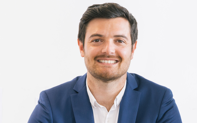 Pourquoi faire appel à un coach professionnel?
Interview d'Hugo Manoukian, co-fondateur de @Moovone.
bit.ly/3nR3GEq
#management #coaching #RH #talents