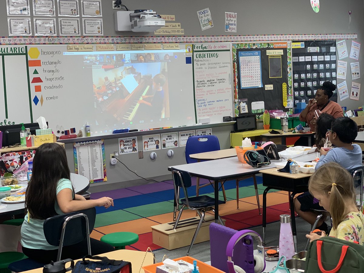 2ndGradeDual's tweet photo. We enjoyed listening to a couple of students play the piano for us during lunch. Thank you to our virtual students for joining us for lunch today. #2ndgraderocks #shinebright @JonesAcademy1 https://t.co/iuxjmjsSQz