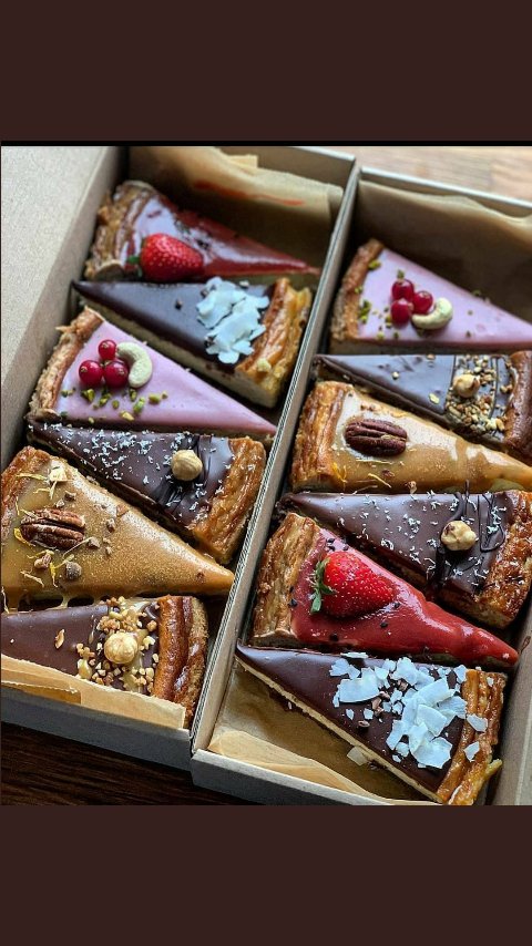 Siya3418's tweet image. #ZoziTunzi like and get a piece