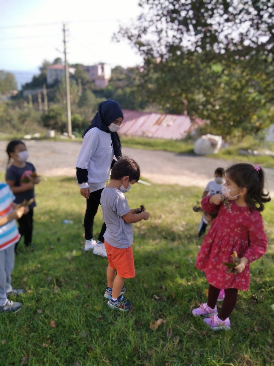 5/B Barış Manço Sınıfımız- Sonbaharın En Güzel Melodisi Çocuklar @persembeilcemem <a href="/FSagesen/">FUNDA BARDAK</a> @abtubask #okuldagüvendeyiz  #okulöncesietkinlik