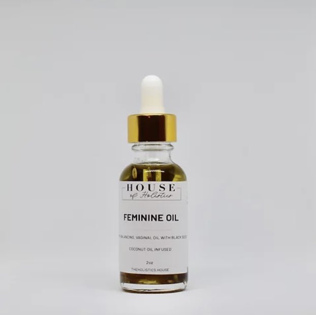 holisticshouse's tweet photo. Feminine Oil: to be used externally for daily maintenance. It leaves the feminine area soft, supple, &amp; fresh. Also helps to balance PH, combat ingrown hair/razor bumps, yeast infections, BV, herpes, soreness, itchiness/irritation, &amp; can be used as a lubricant ( not w/ condoms)🌱 https://t.co/DO7EAVZmTd